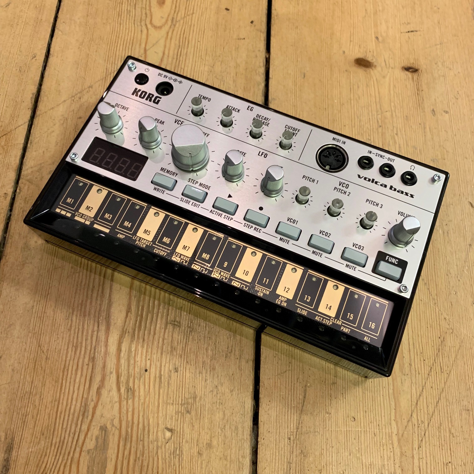 volca bass