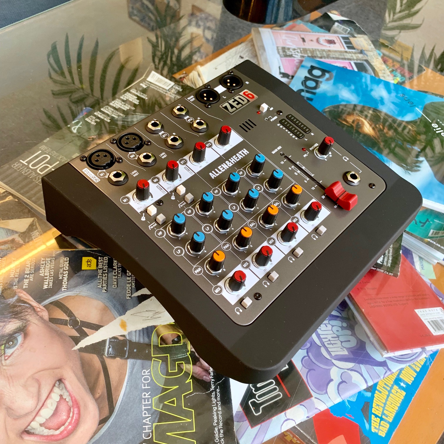 10 Best: Mixers For Home Studios 2024