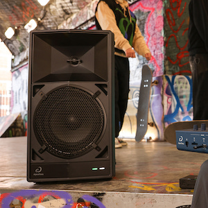 Best new DJ speakers 2024: AlphaTheta Wave Eight